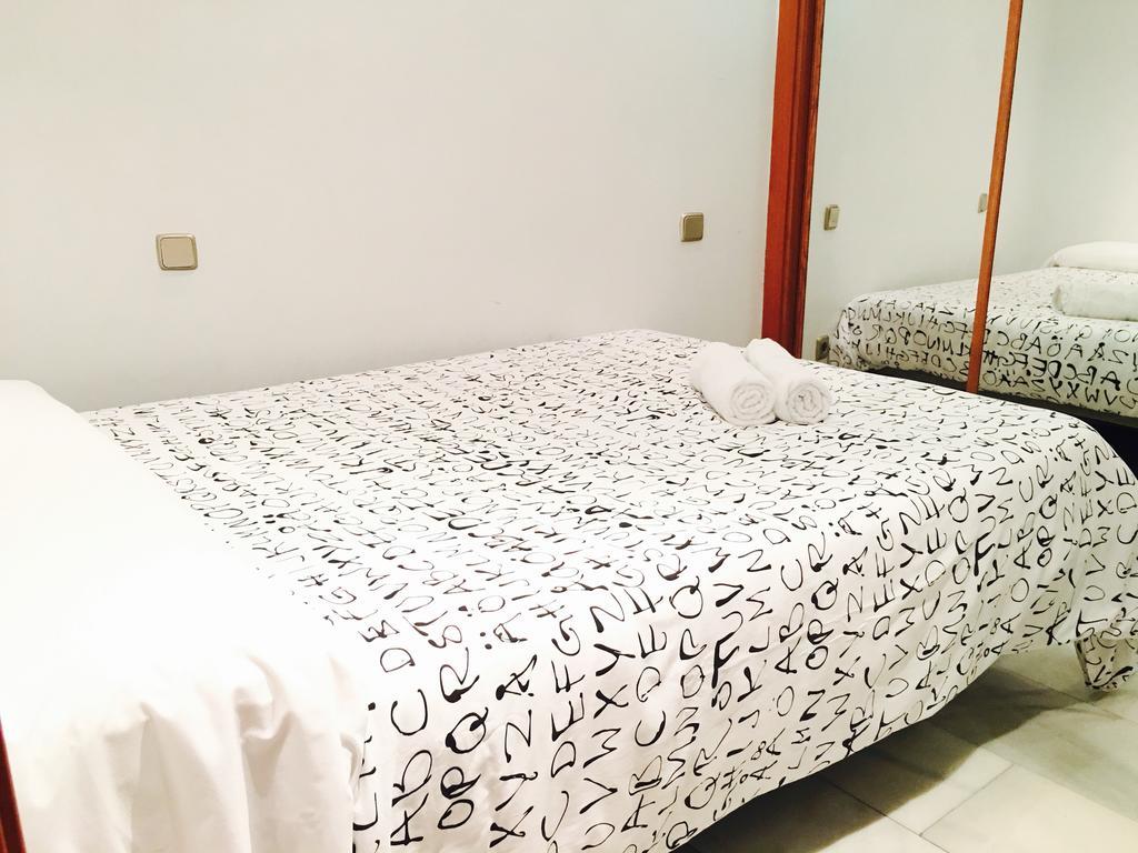Apartamentos Good Stay Prado Madrid Exterior photo