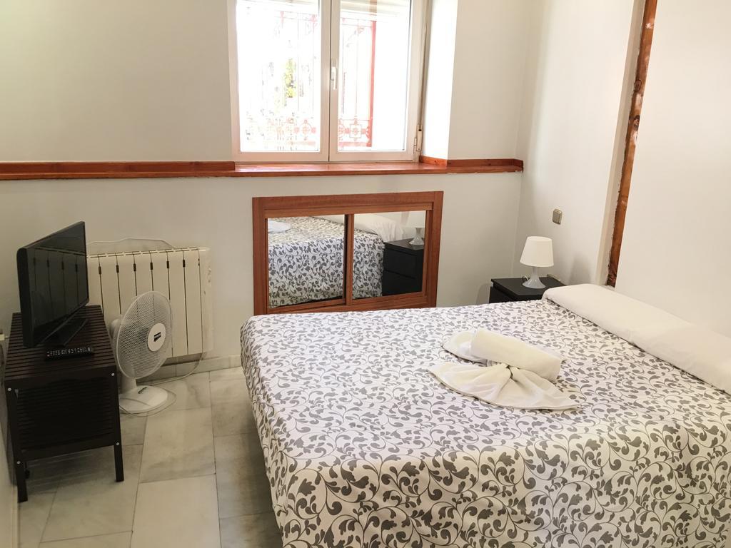 Apartamentos Good Stay Prado Madrid Exterior photo