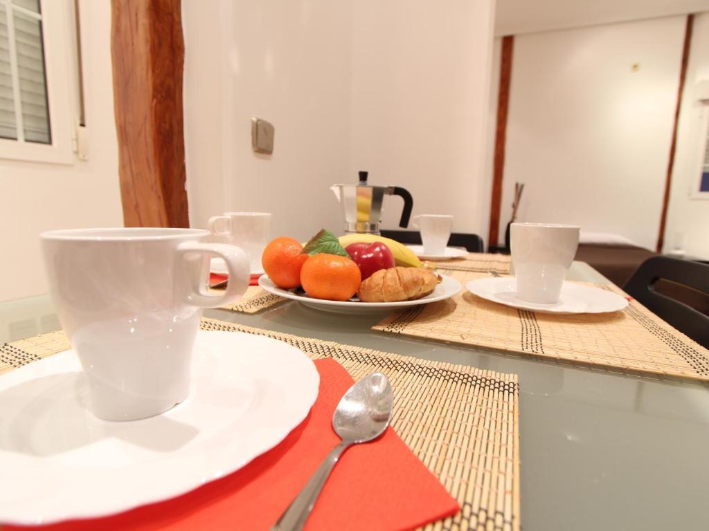 Apartamentos Good Stay Prado Madrid Room photo
